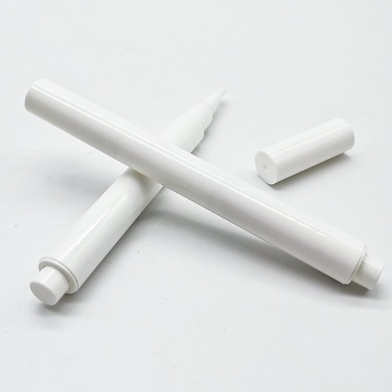 White Eyeliner Pen