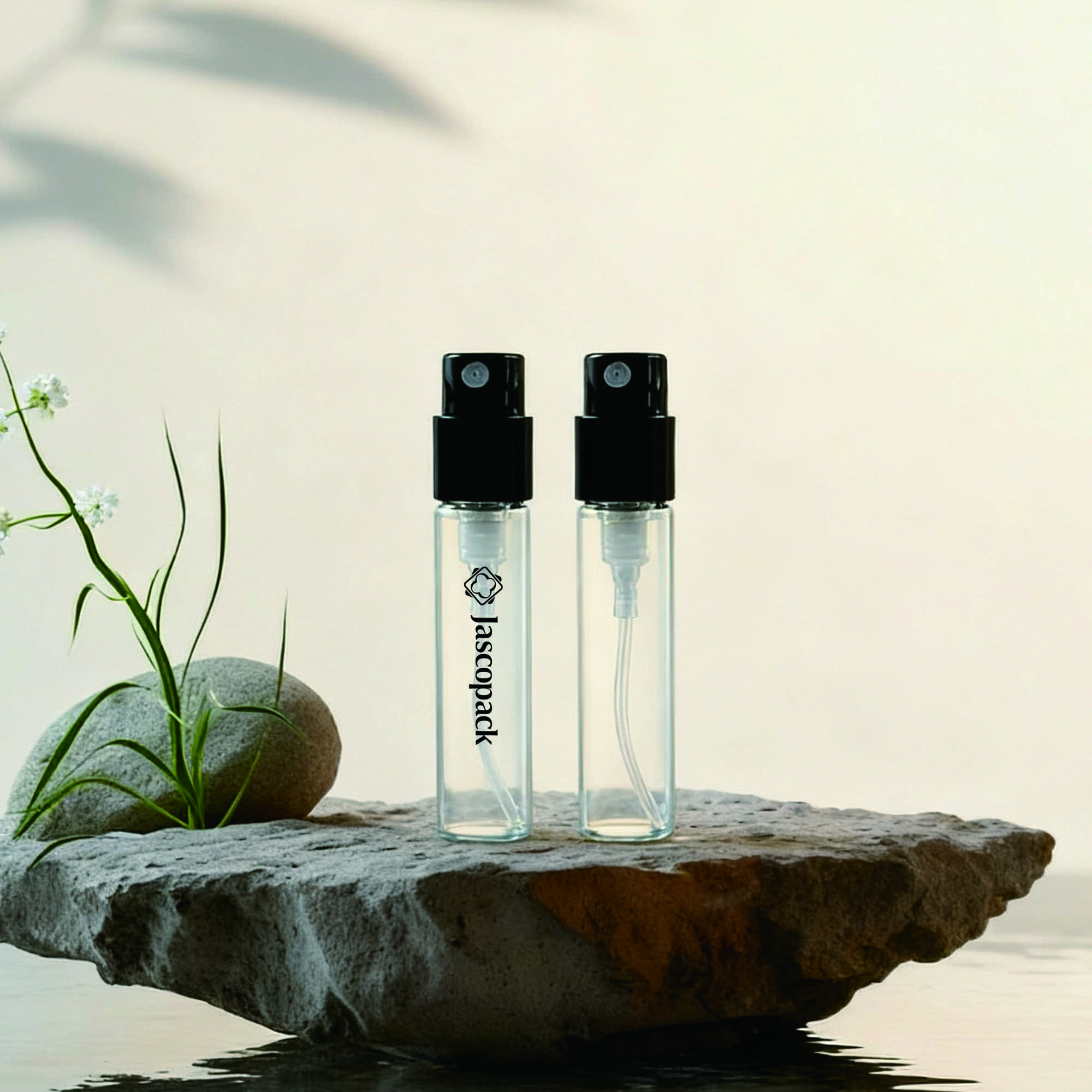 2.LV-style 3ml perfume bottle