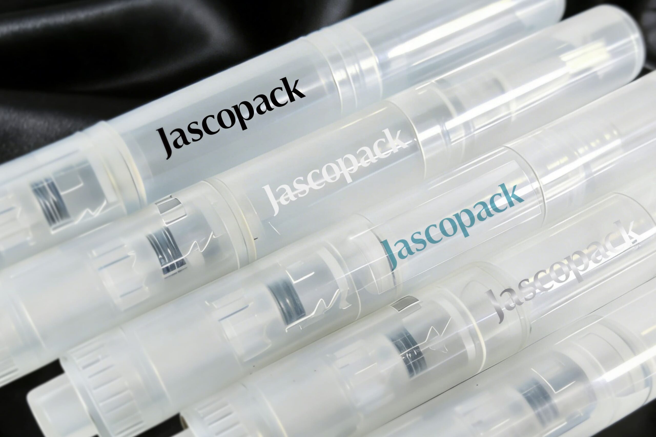 Custom Eyeliner Pen Logo